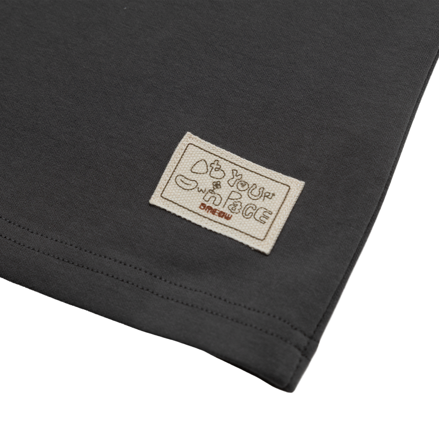 Dmeow-Go-Round Tee • Grey