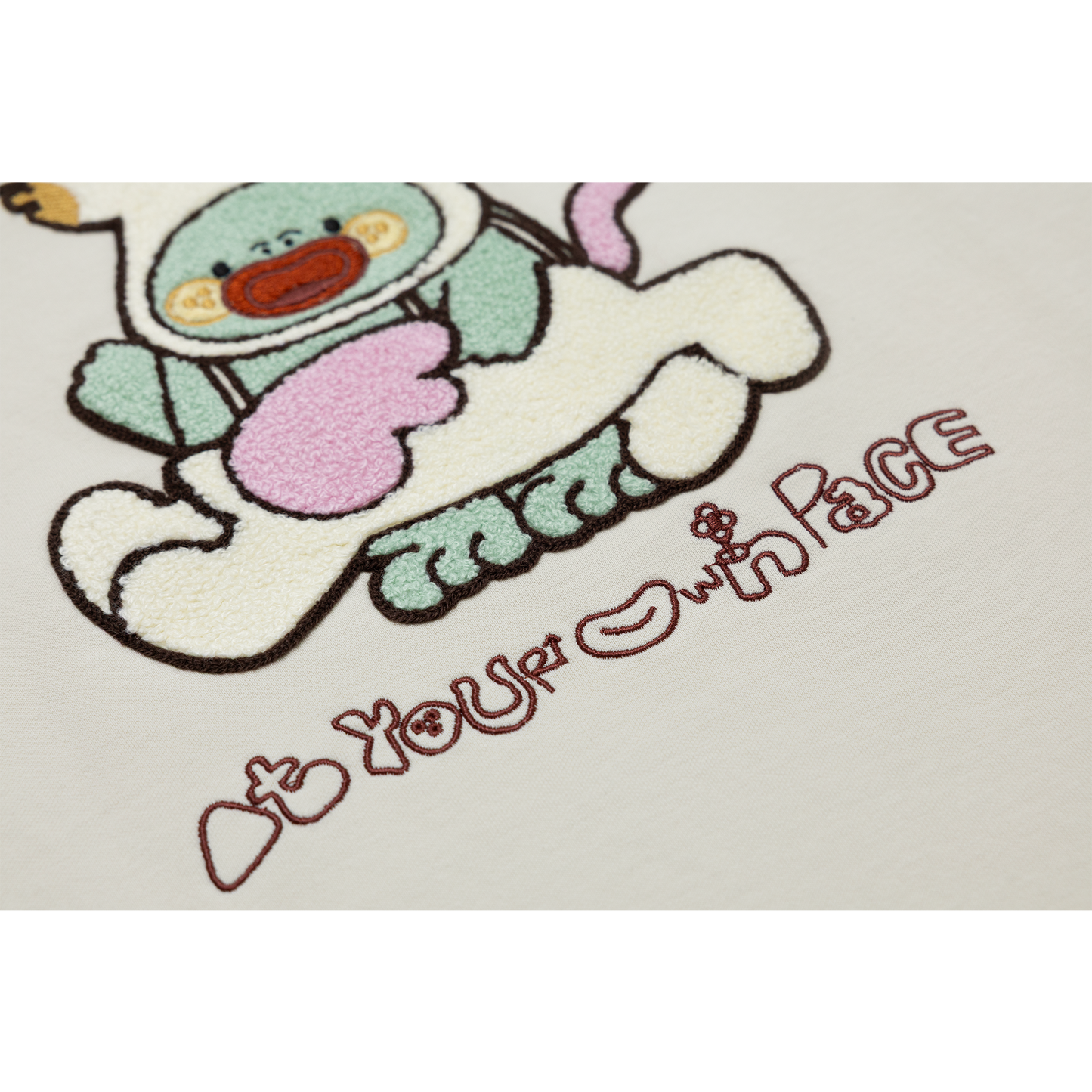 Dee Horse Tee • Beige