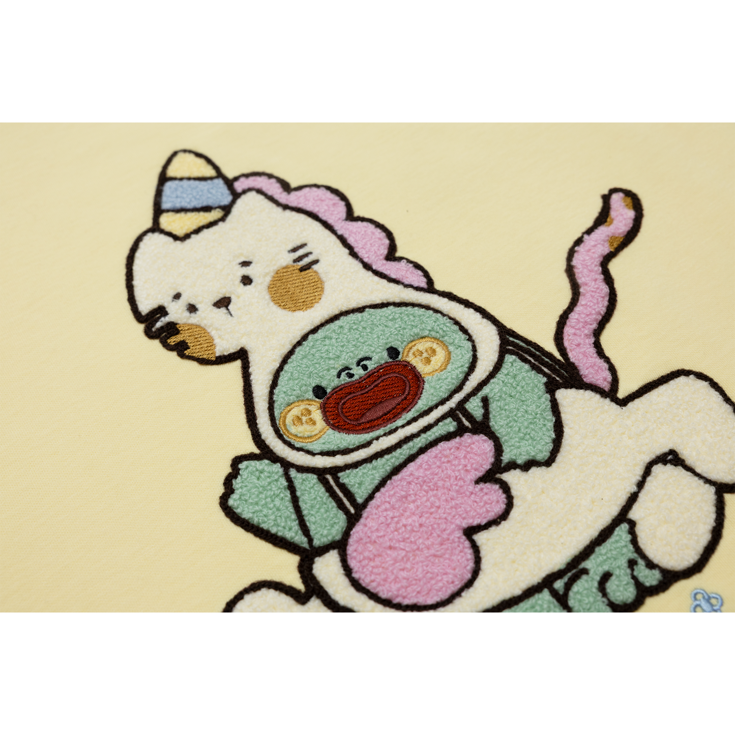 Dee Horse Tee • Yellow