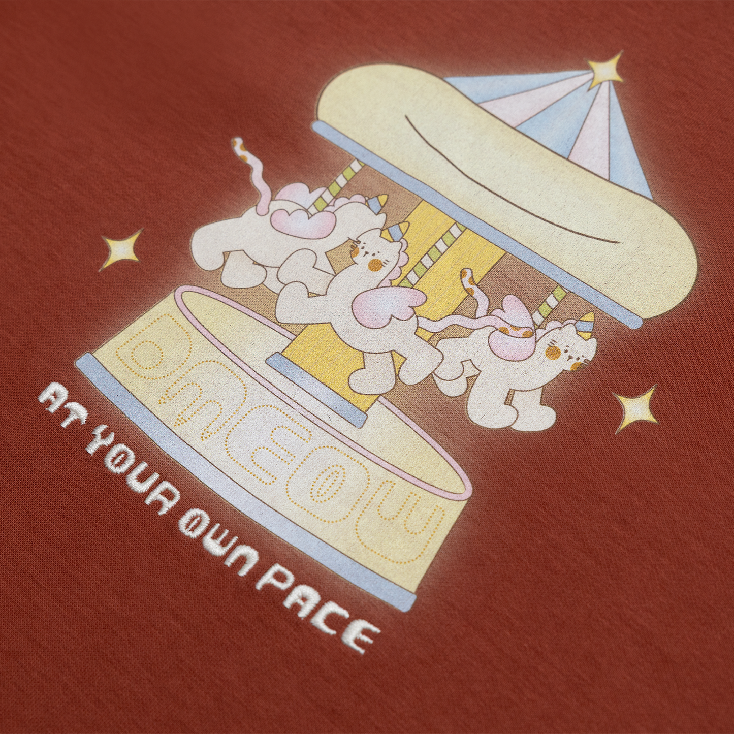 Dmeow-Go-Round Tee • Red