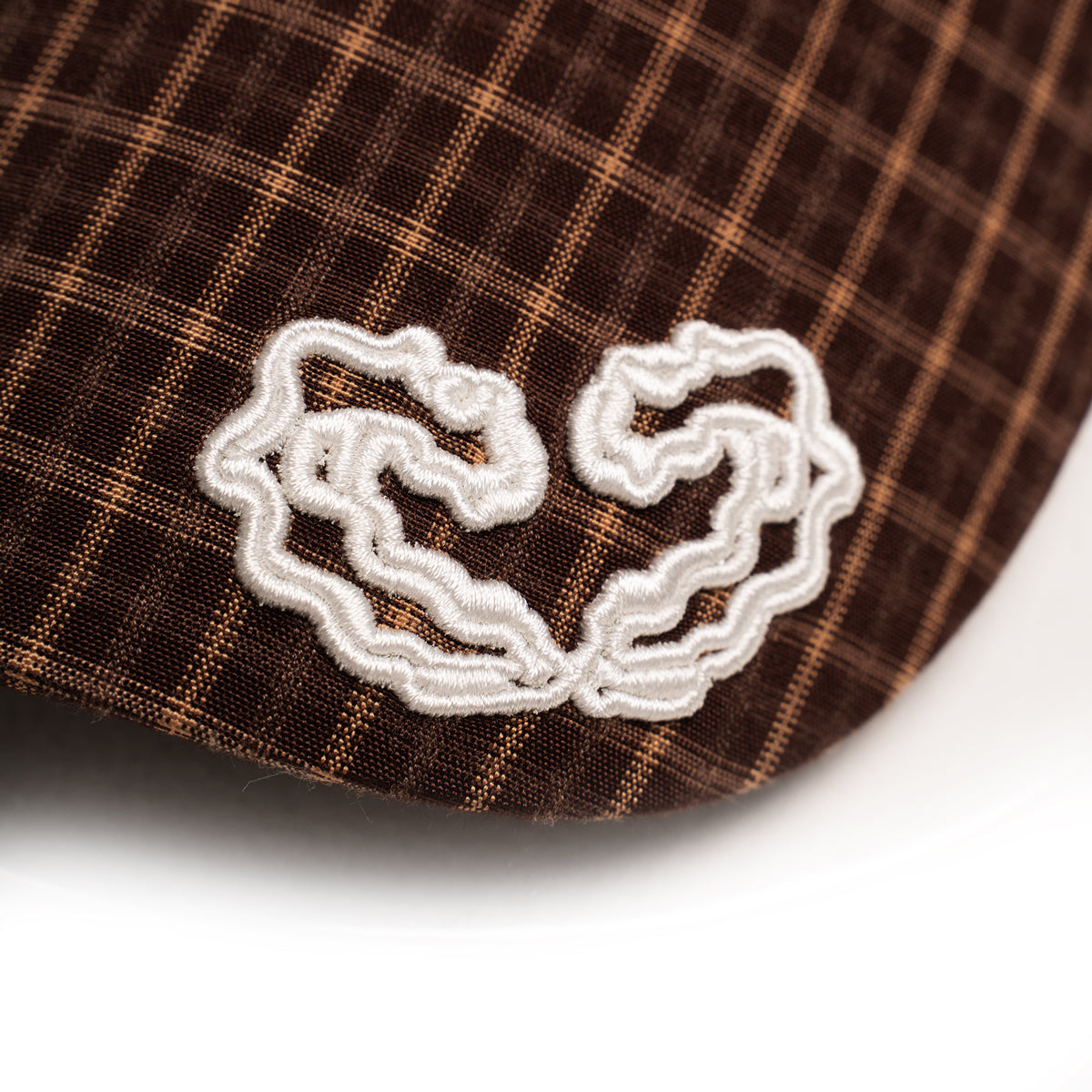 STUDDED LOGO CAP Brown