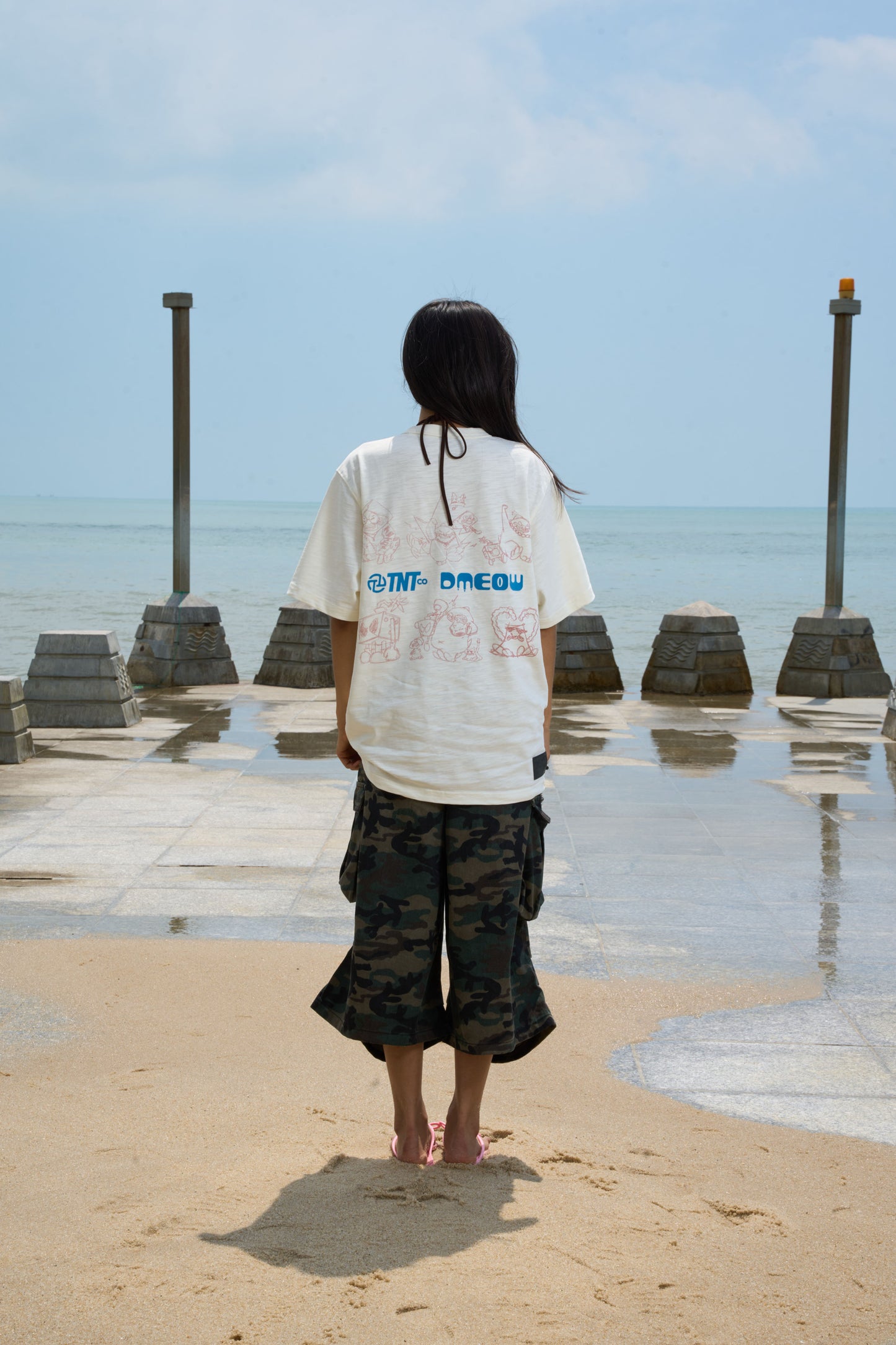 THUGS LOGO TEE Beige
