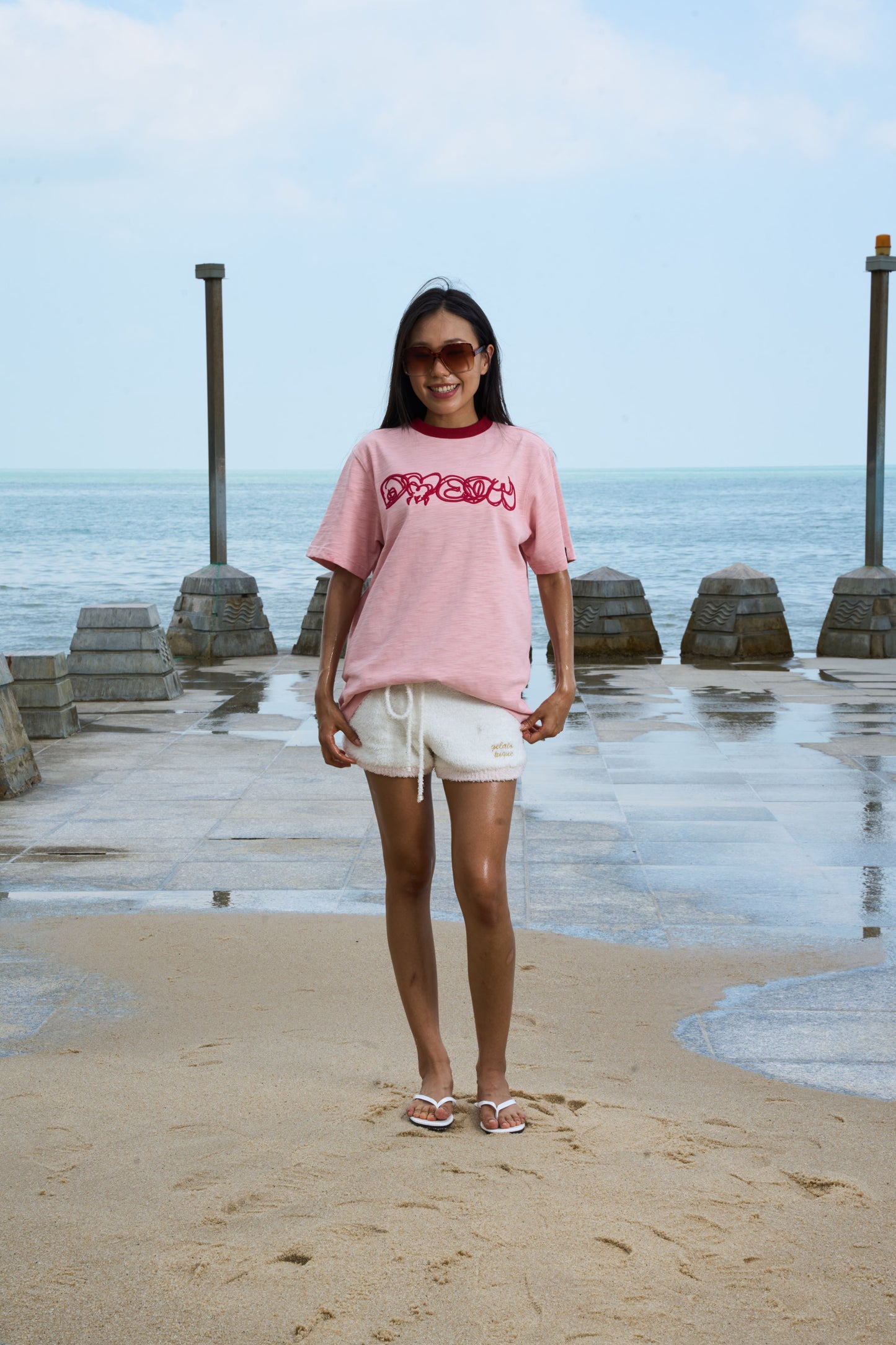 SCRIBBLE LOGO TEE Red